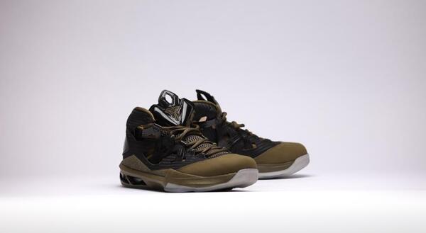 Air Jordan Melo M9 